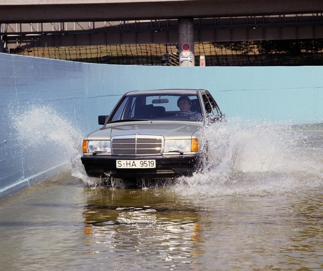 Mercedes Benz C-Klasse And Predecessors photo 14