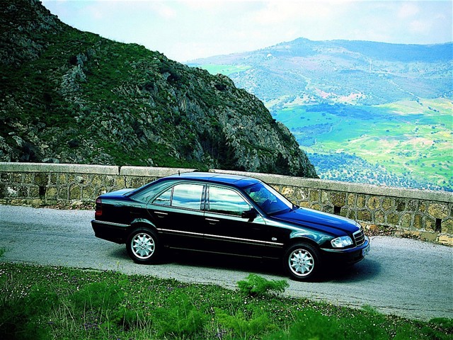 Mercedes Benz C-Klasse And Predecessors photo 7