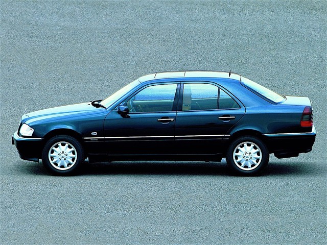 MERCEDES BENZ C-Klasse and predecessors
