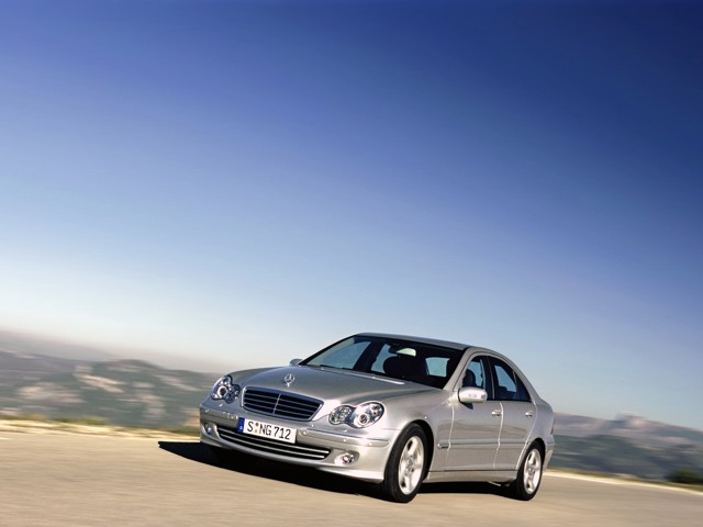 Mercedes Benz C-Klasse And Predecessors photo 10