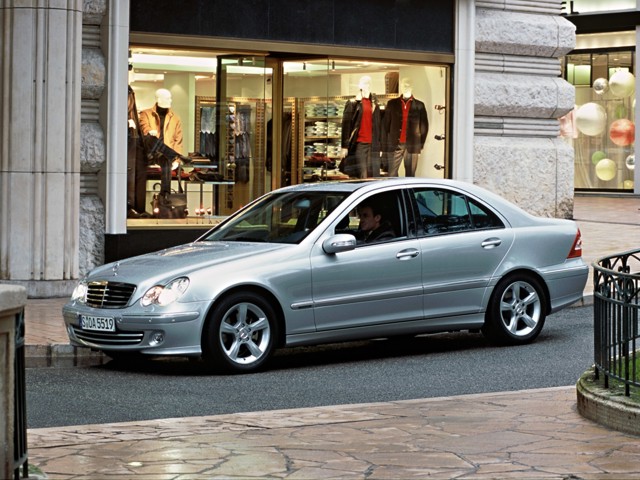 Mercedes Benz C-Klasse And Predecessors photo 13