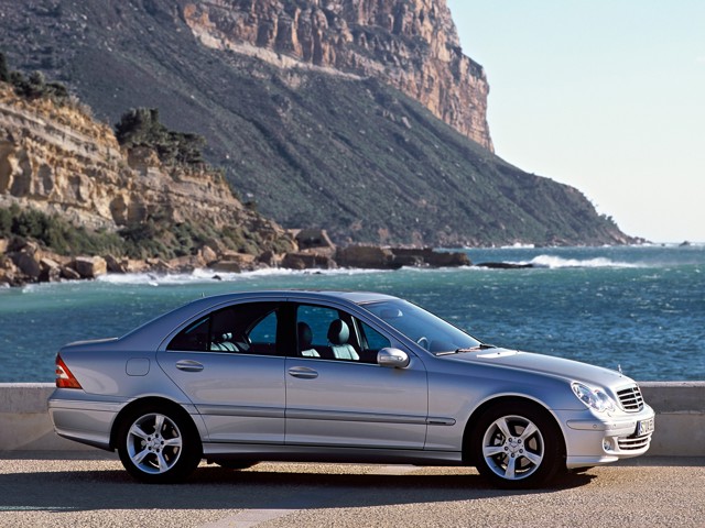 Mercedes Benz C-Klasse And Predecessors photo 17
