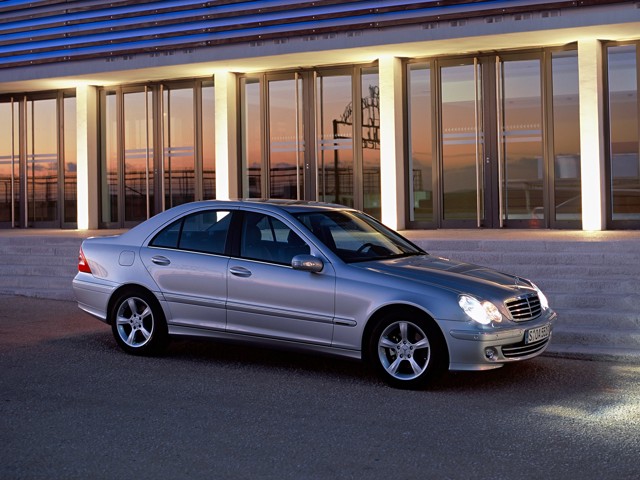 Mercedes Benz C-Klasse And Predecessors photo 19