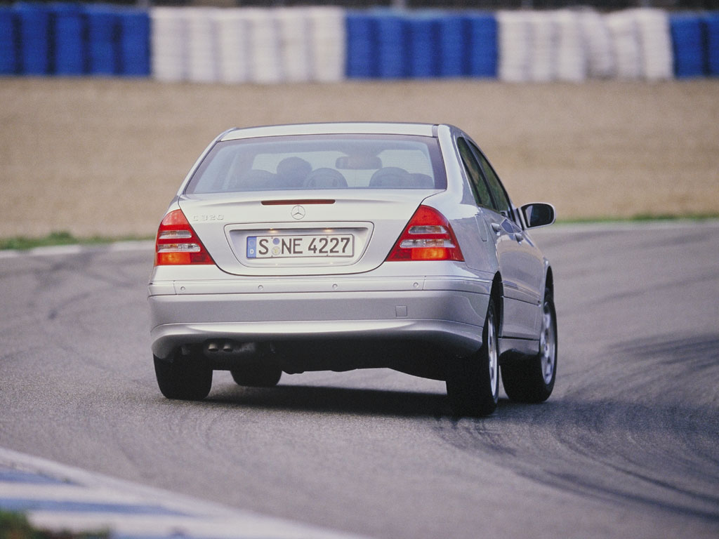 Mercedes Benz C-Klasse And Predecessors photo 20