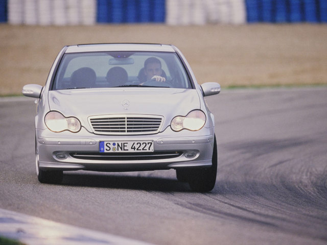 Mercedes Benz C-Klasse And Predecessors photo 21