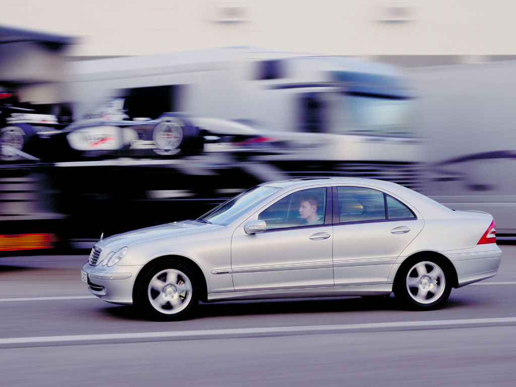 Mercedes Benz C-Klasse And Predecessors photo 22