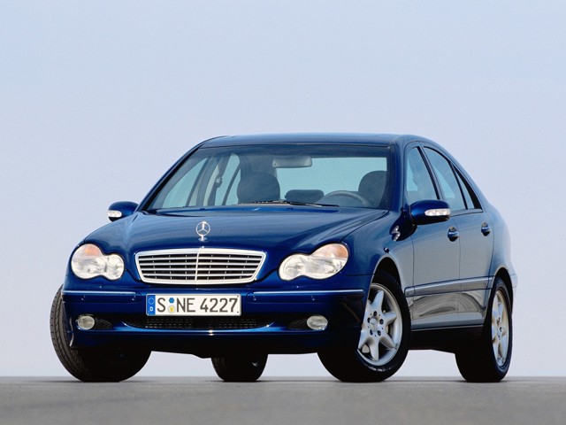 Mercedes Benz C-Klasse And Predecessors photo 32