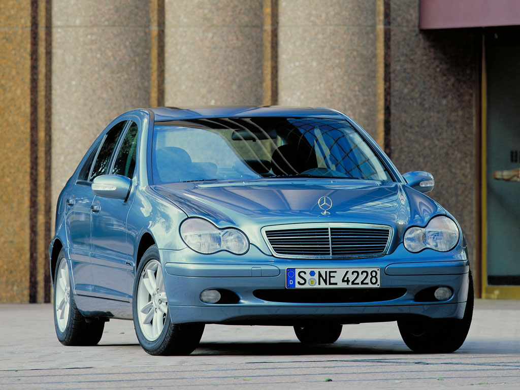 Mercedes Benz C-Klasse And Predecessors photo 39