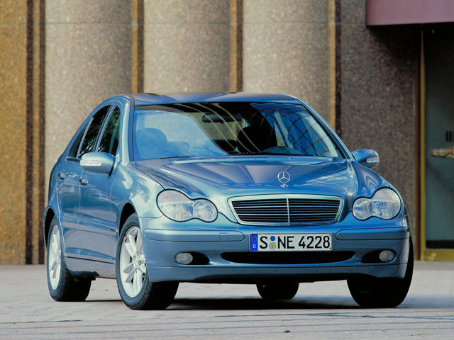 Mercedes Benz C-Klasse And Predecessors photo 39