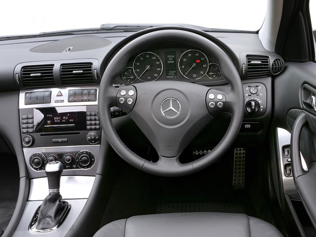Mercedes Benz C-Klasse And Predecessors photo 32