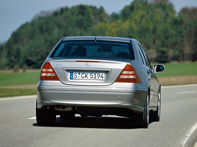 Mercedes Benz C-Klasse And Predecessors photo 10