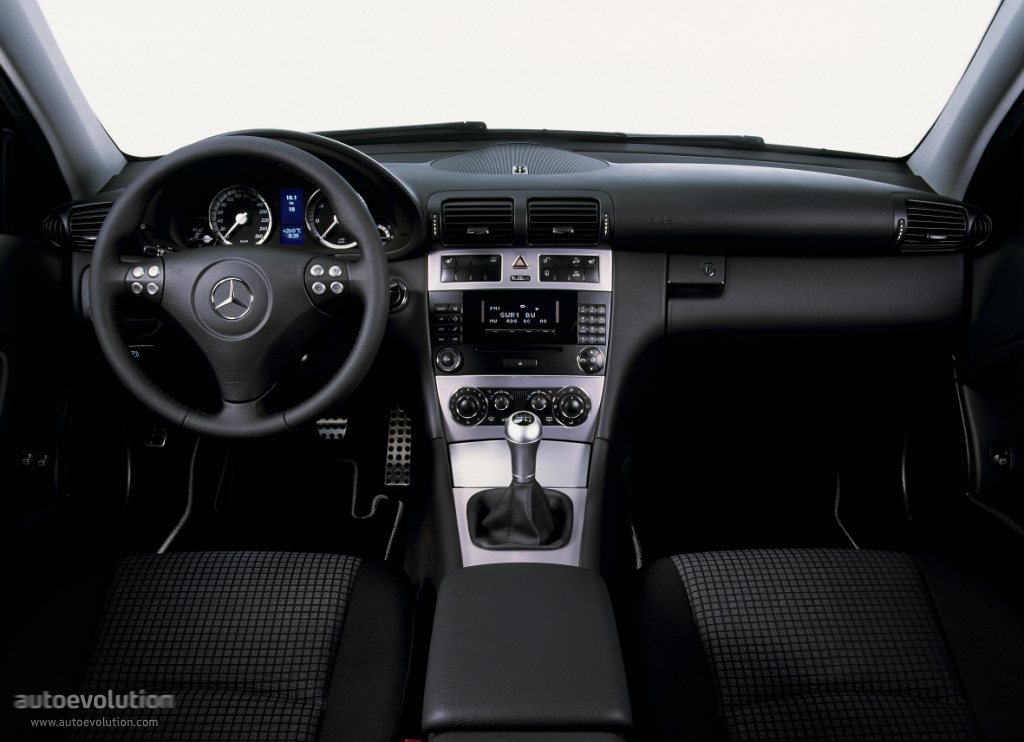 Mercedes Benz C-Klasse And Predecessors photo 29