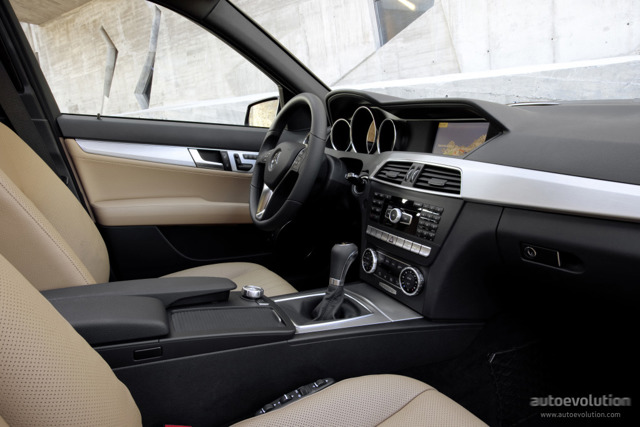 Mercedes Benz C-Klasse And Predecessors photo 18