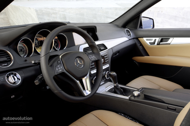 Mercedes Benz C-Klasse And Predecessors photo 19