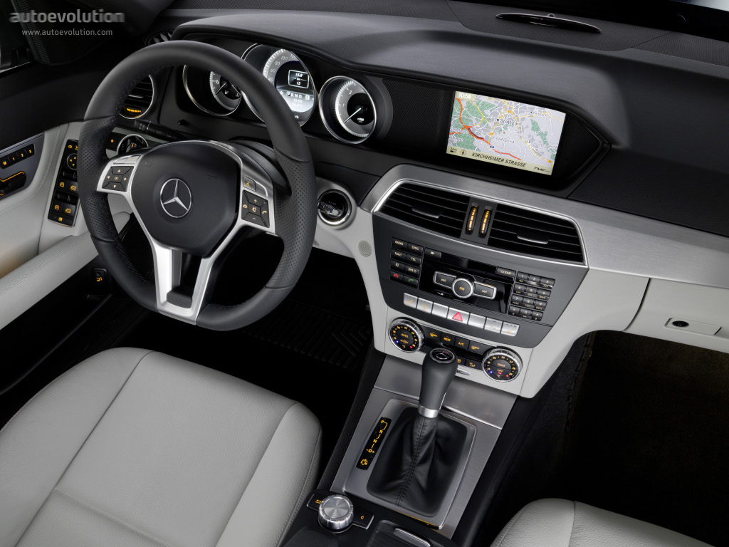 Mercedes Benz C-Klasse And Predecessors photo 26