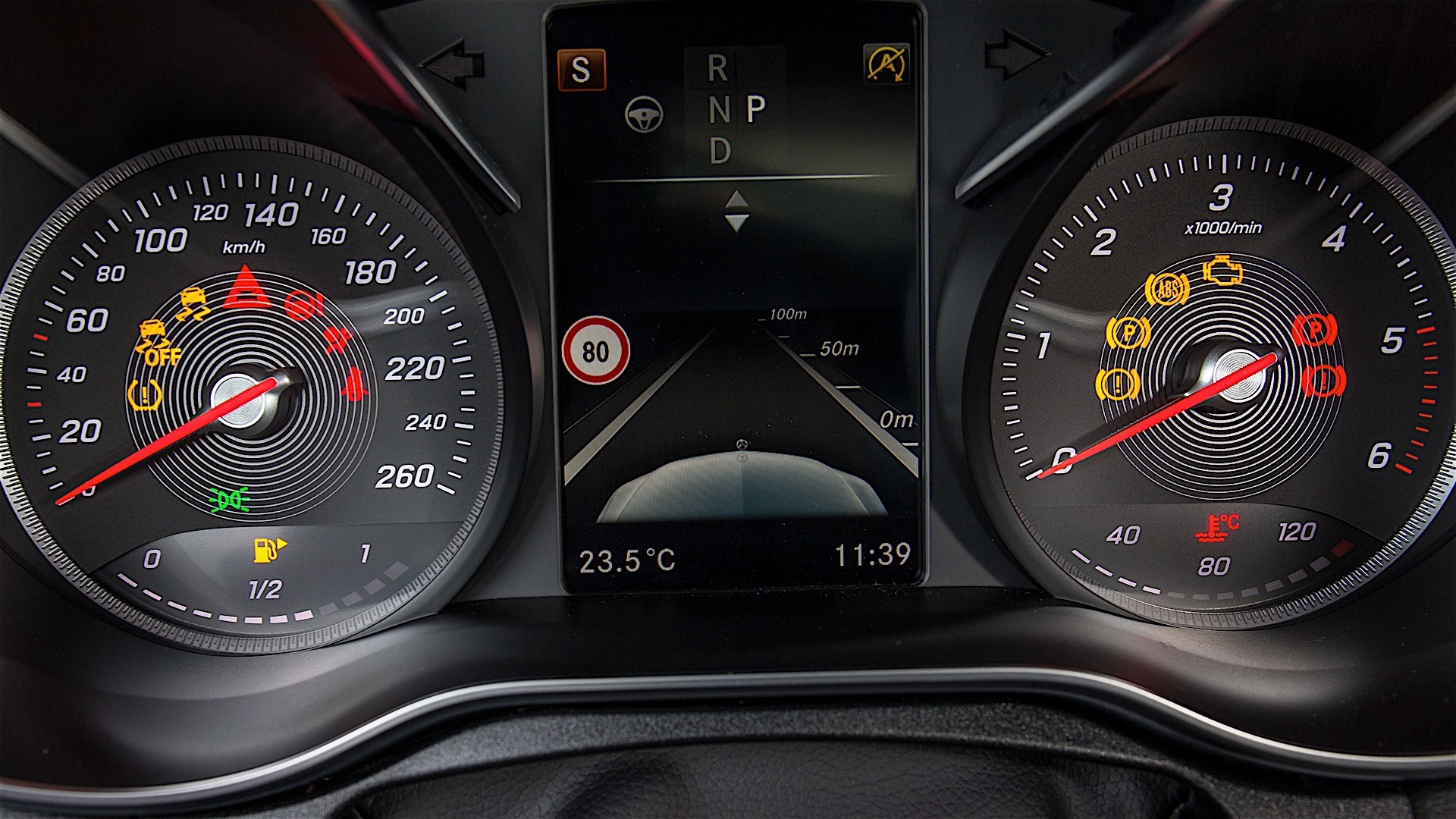 Mercedes Benz C-Klasse Coupe photo 78