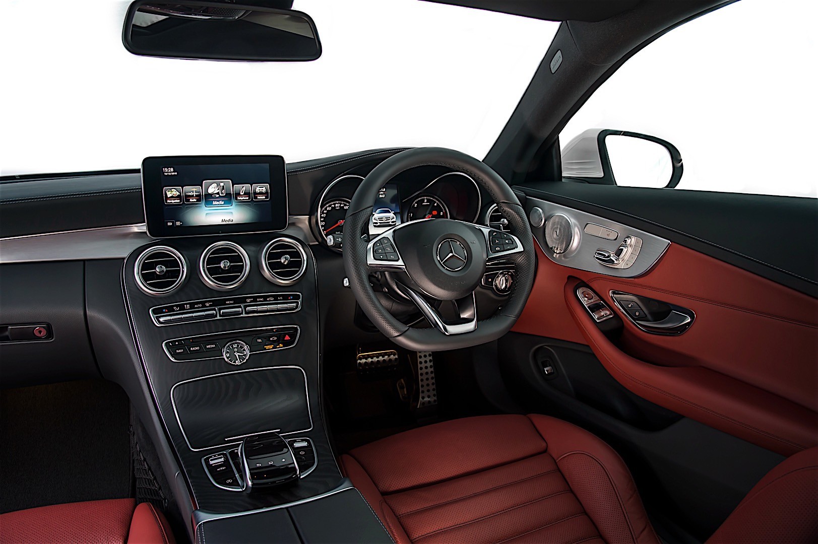 Mercedes Benz C-Klasse Coupe photo 79