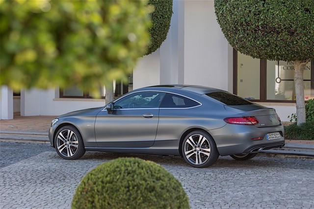 Mercedes Benz C-Klasse Coupe photo 11