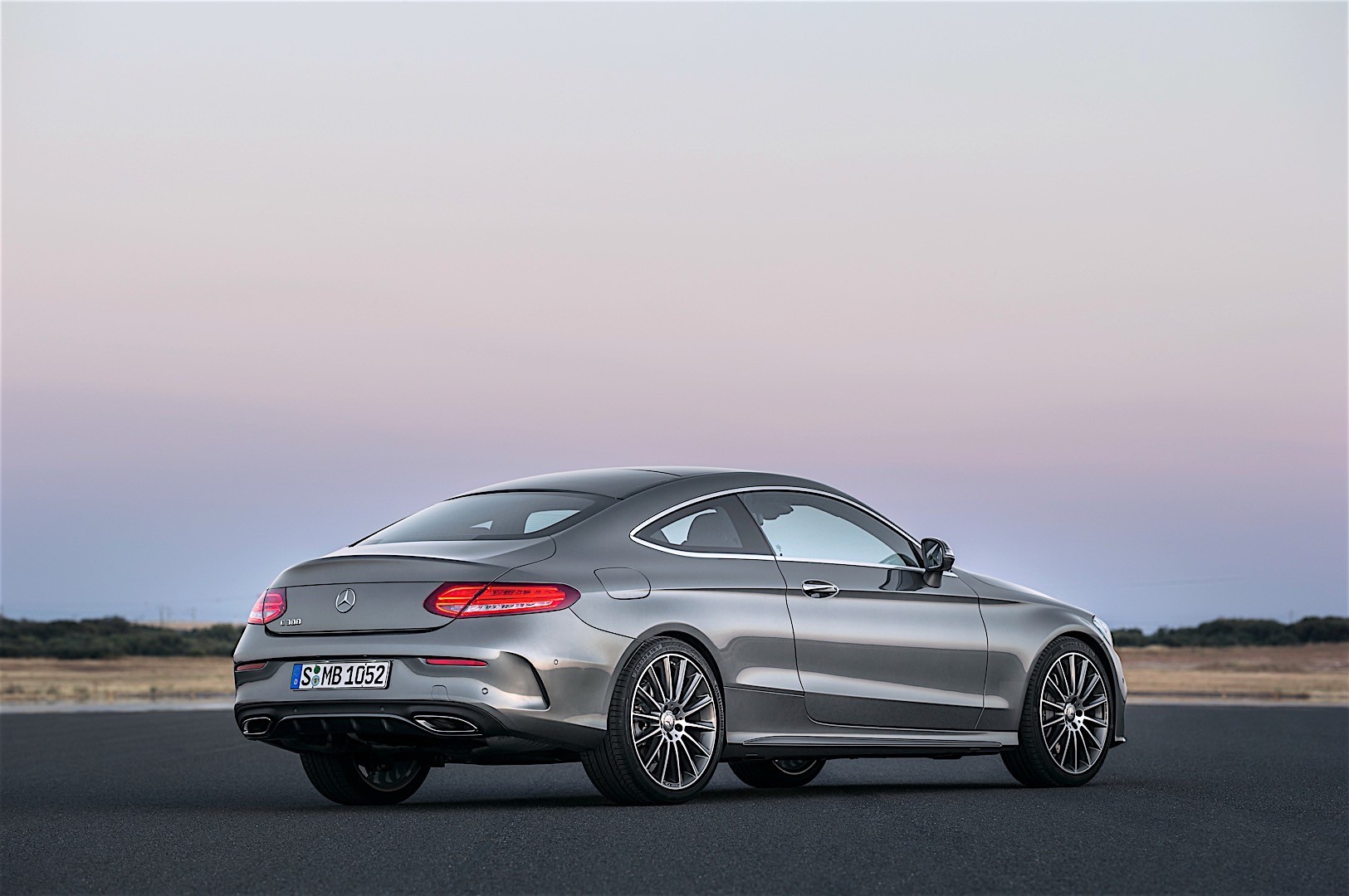 Mercedes Benz C-Klasse Coupe photo 14