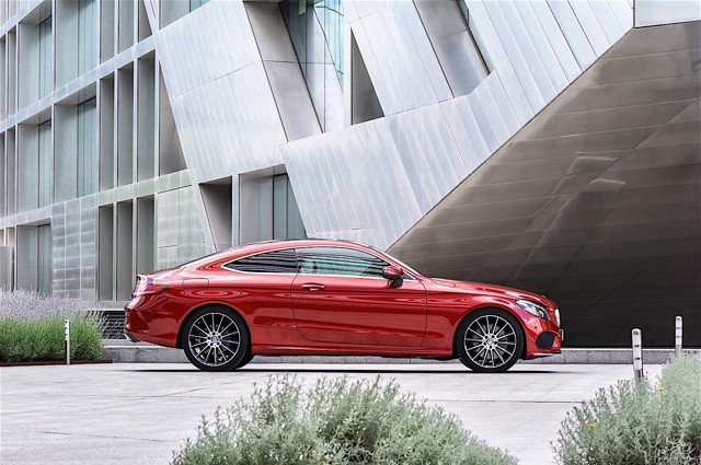 Mercedes Benz C-Klasse Coupe photo 36