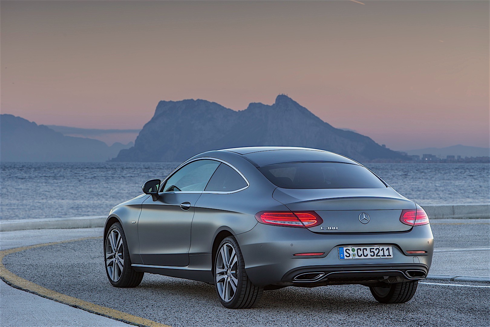 Mercedes Benz C-Klasse Coupe photo 39