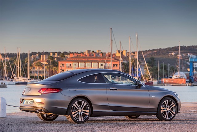 Mercedes Benz C-Klasse Coupe photo 40