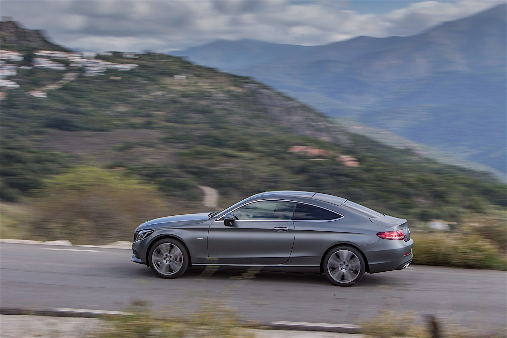 Mercedes Benz C-Klasse Coupe photo 43