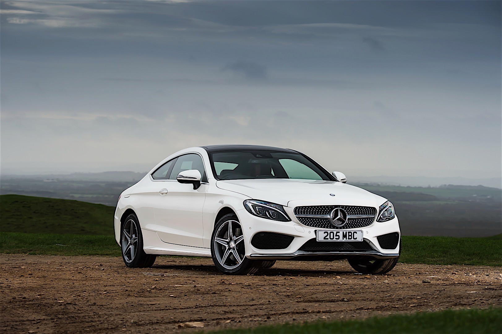 Mercedes Benz C-Klasse Coupe photo 49