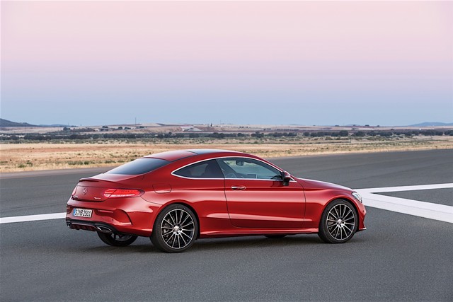 Mercedes Benz C-Klasse Coupe photo 63