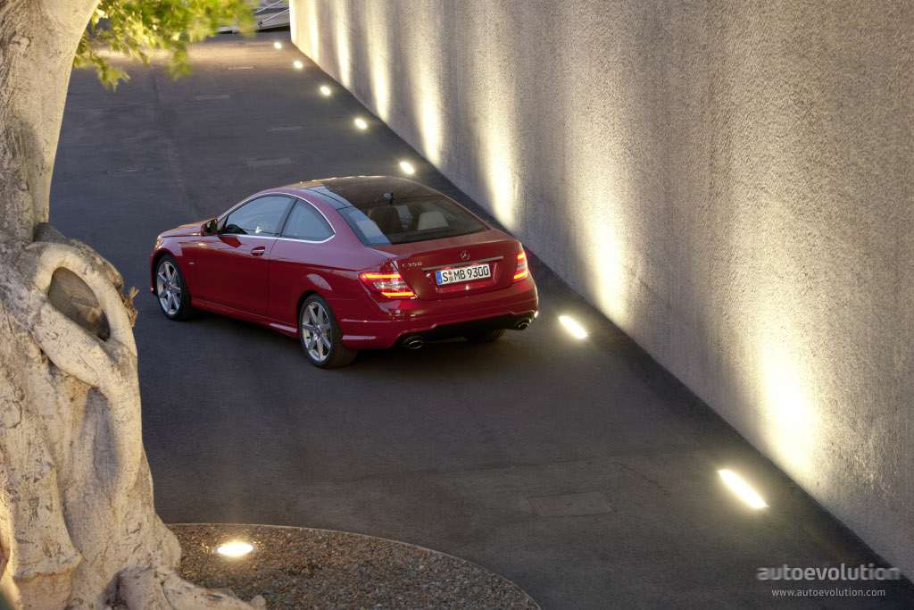 Mercedes Benz C-Klasse Coupe photo 14