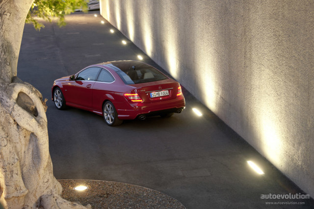 Mercedes Benz C-Klasse Coupe photo 14