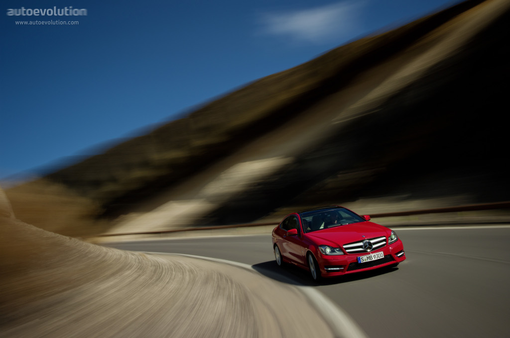 Mercedes Benz C-Klasse Coupe photo 24