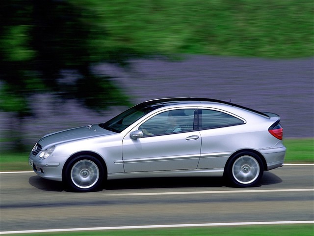 Mercedes Benz C-Klasse Sportcoupe/Clc Foto 9