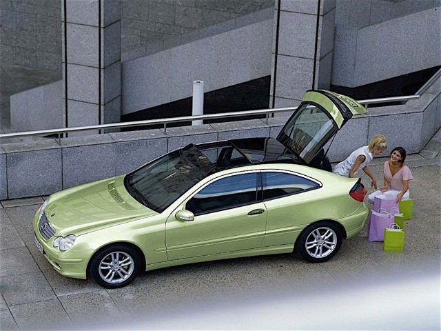 Mercedes Benz C-Klasse Sportcoupe/Clc Foto 12