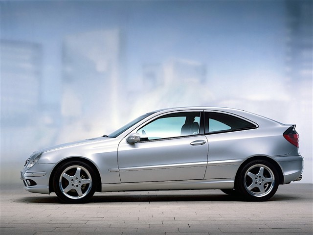 Mercedes Benz C-Klasse Sportcoupe/Clc Foto 13