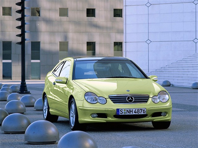 Mercedes Benz C-Klasse Sportcoupe/Clc Foto 16