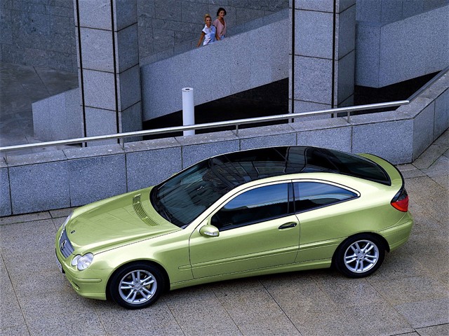 Mercedes Benz C-Klasse Sportcoupe/Clc Foto 17
