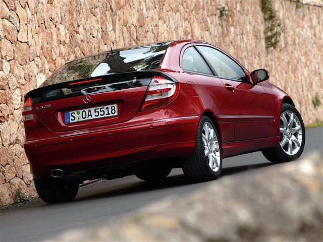 Mercedes Benz C-Klasse Sportcoupe/Clc Foto 30