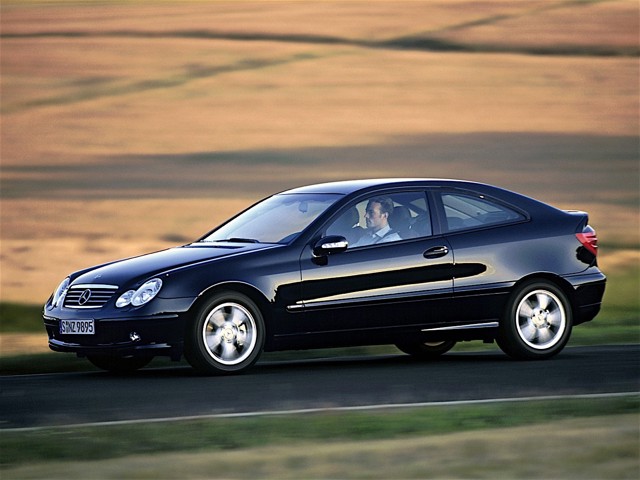 Mercedes Benz C-Klasse Sportcoupe/Clc Foto 32