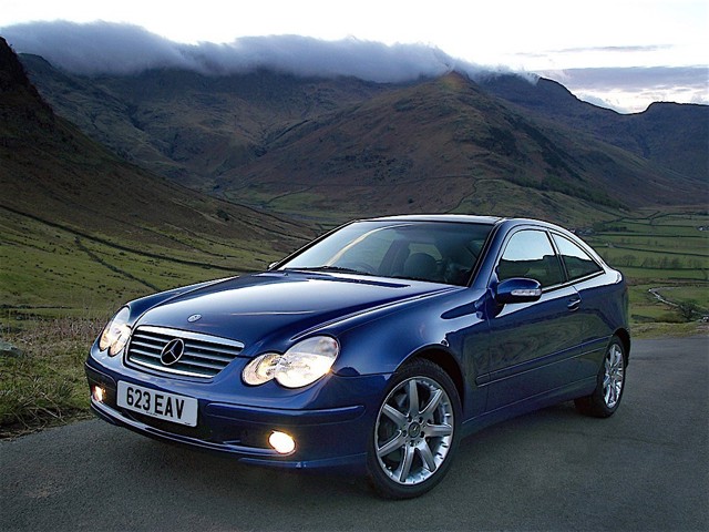 Mercedes Benz C-Klasse Sportcoupe/Clc Foto 35