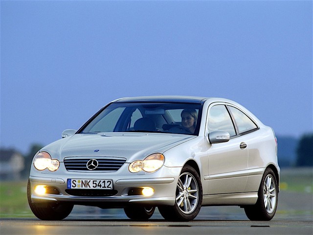 Mercedes Benz C-Klasse Sportcoupe/Clc Foto 39