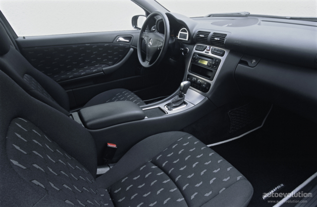 Mercedes Benz C-Klasse Sportcoupe/Clc Foto 63