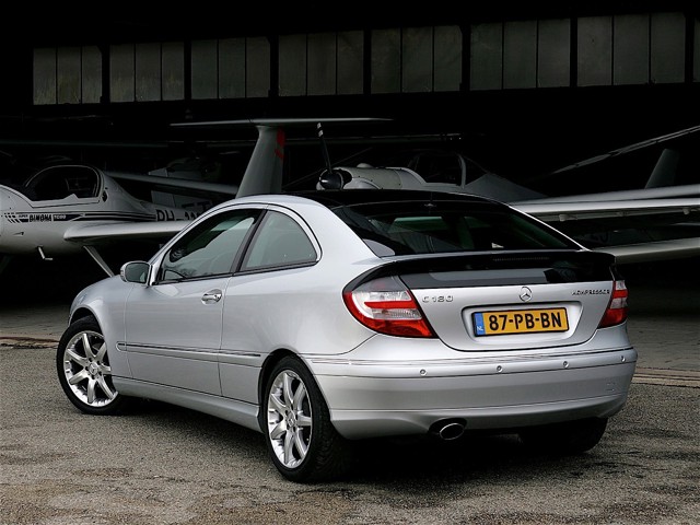 Mercedes Benz C-Klasse Sportcoupe/Clc photo 11