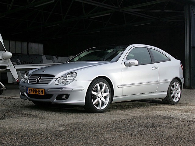 Mercedes Benz C-Klasse Sportcoupe/Clc photo 18