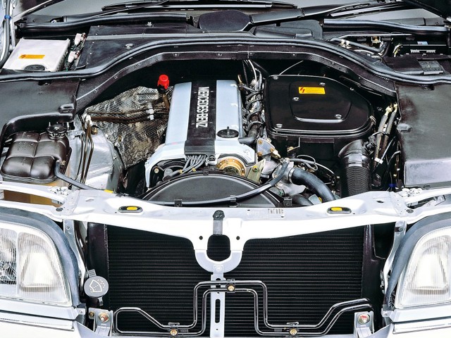 Mercedes Benz Cl-Klasse And Predecessors photo 32