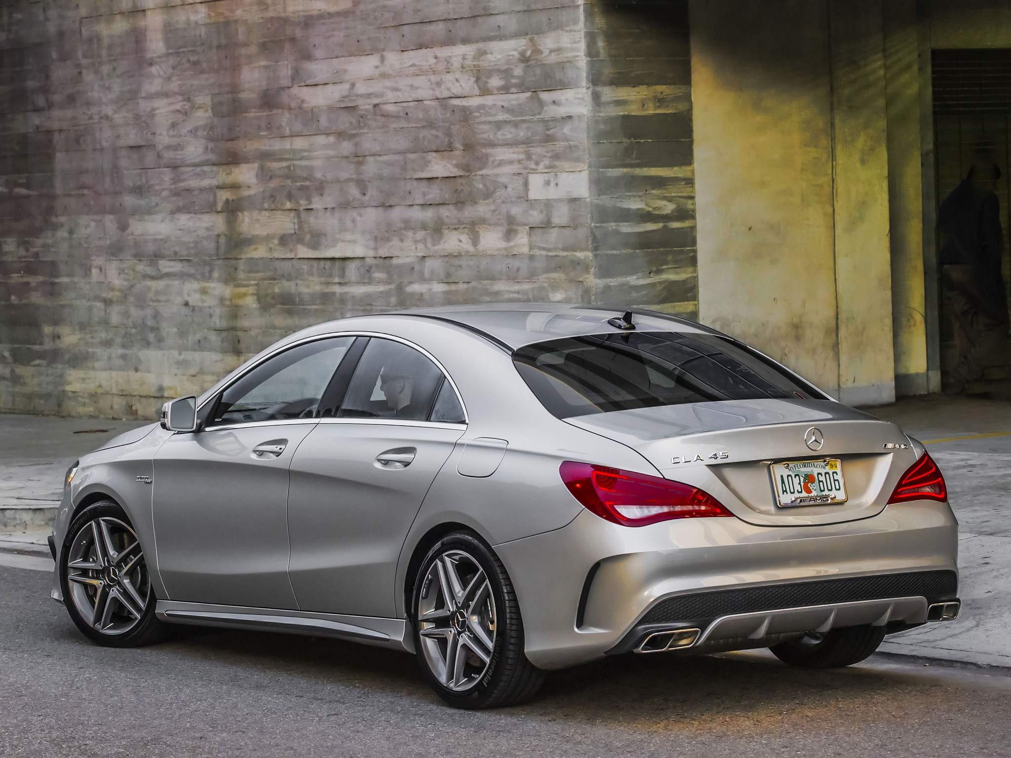 Mercedes Benz Cla 45 photo 40