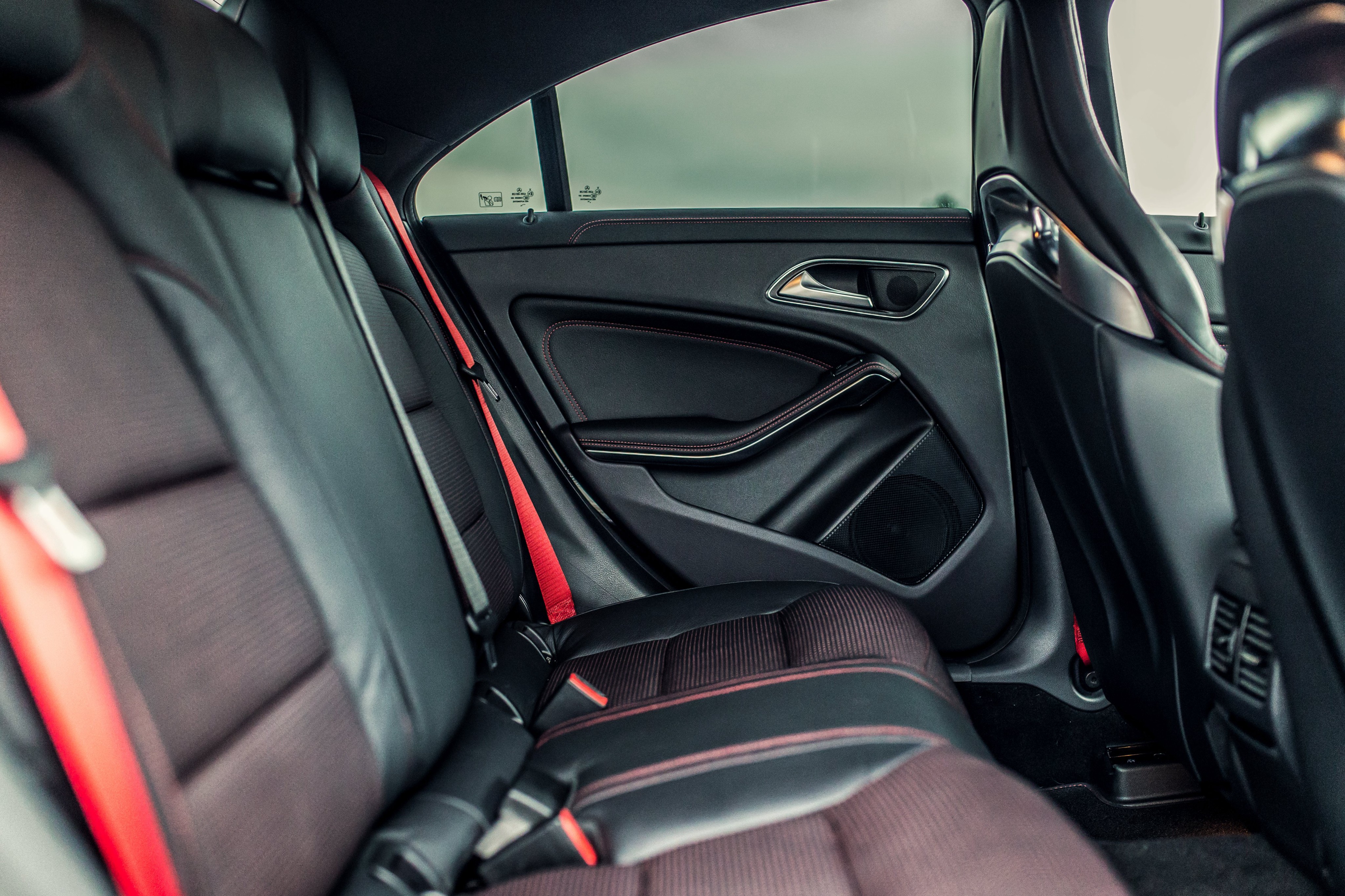 Mercedes Benz Cla 45 photo 100