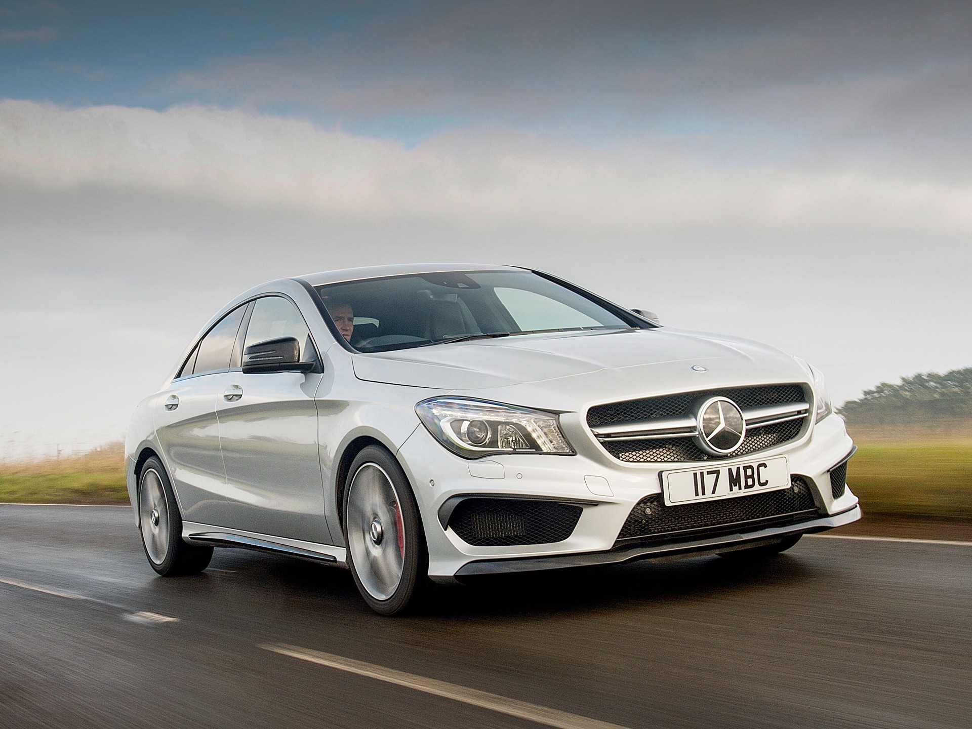 Mercedes Benz Cla 45 photo 62