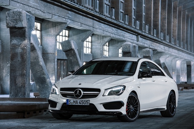Mercedes Benz Cla 45 photo 11