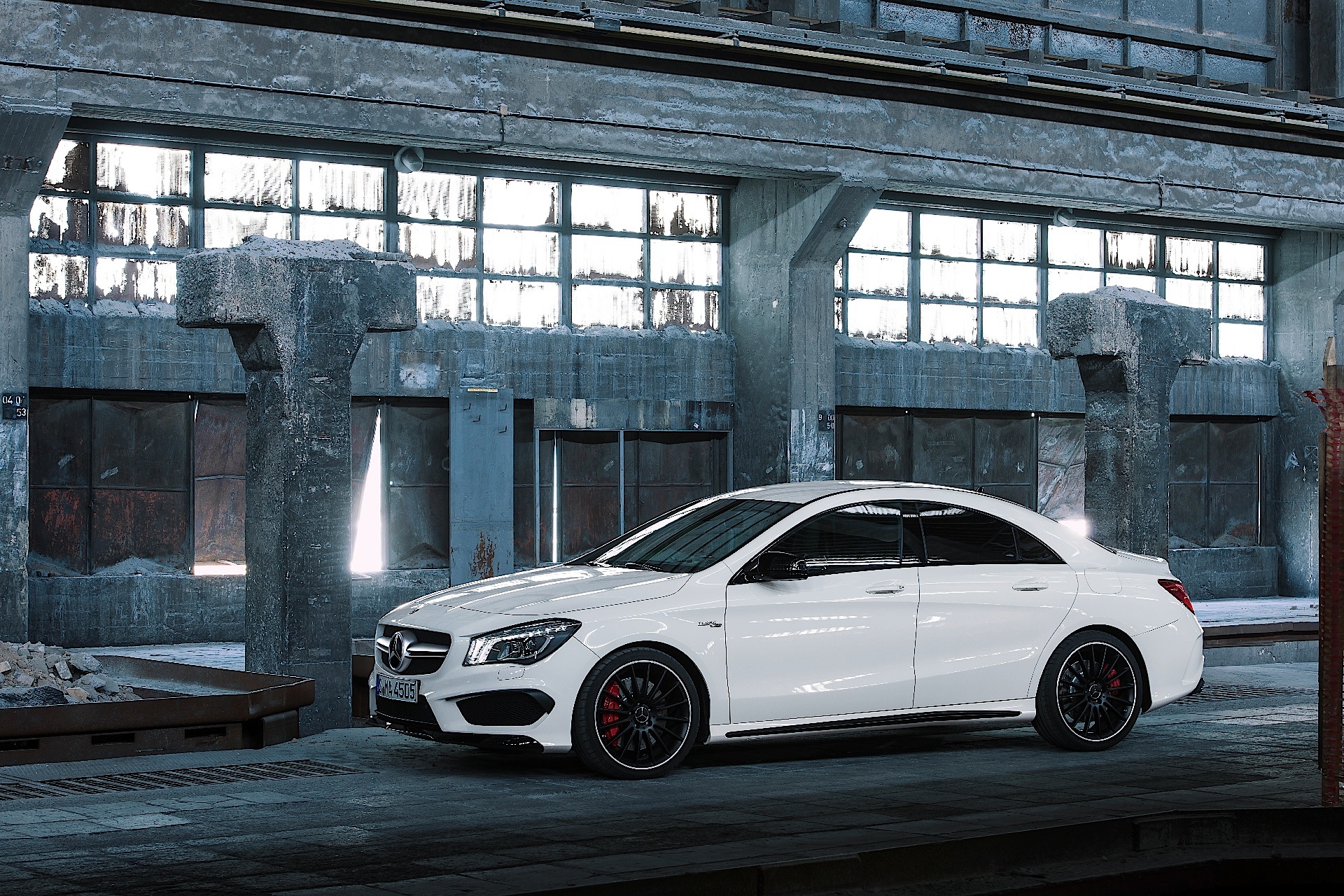 Mercedes Benz Cla 45 photo 12